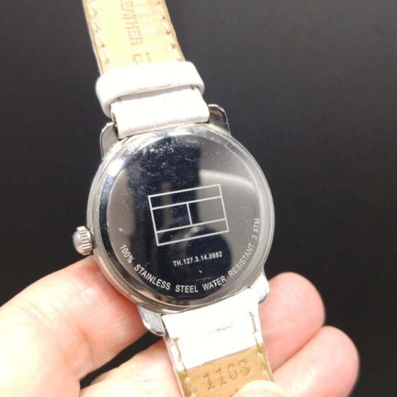 Hilfiger Ladies Watch White, Leather Band, NEW BATTERY - Picture 13 of 16